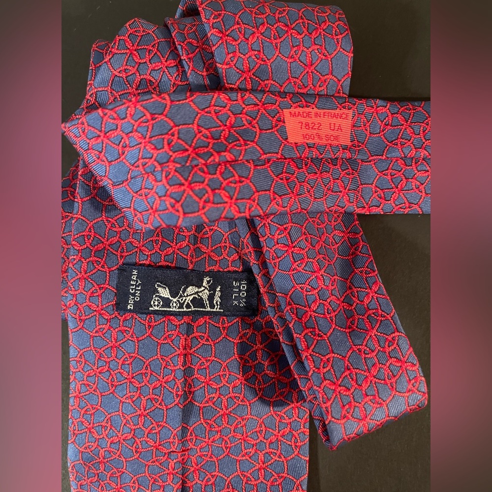 Hermes Silk Necktie with Rope Pattern. Silk 7822 UA. Blue and Red - Picture 3 of 4